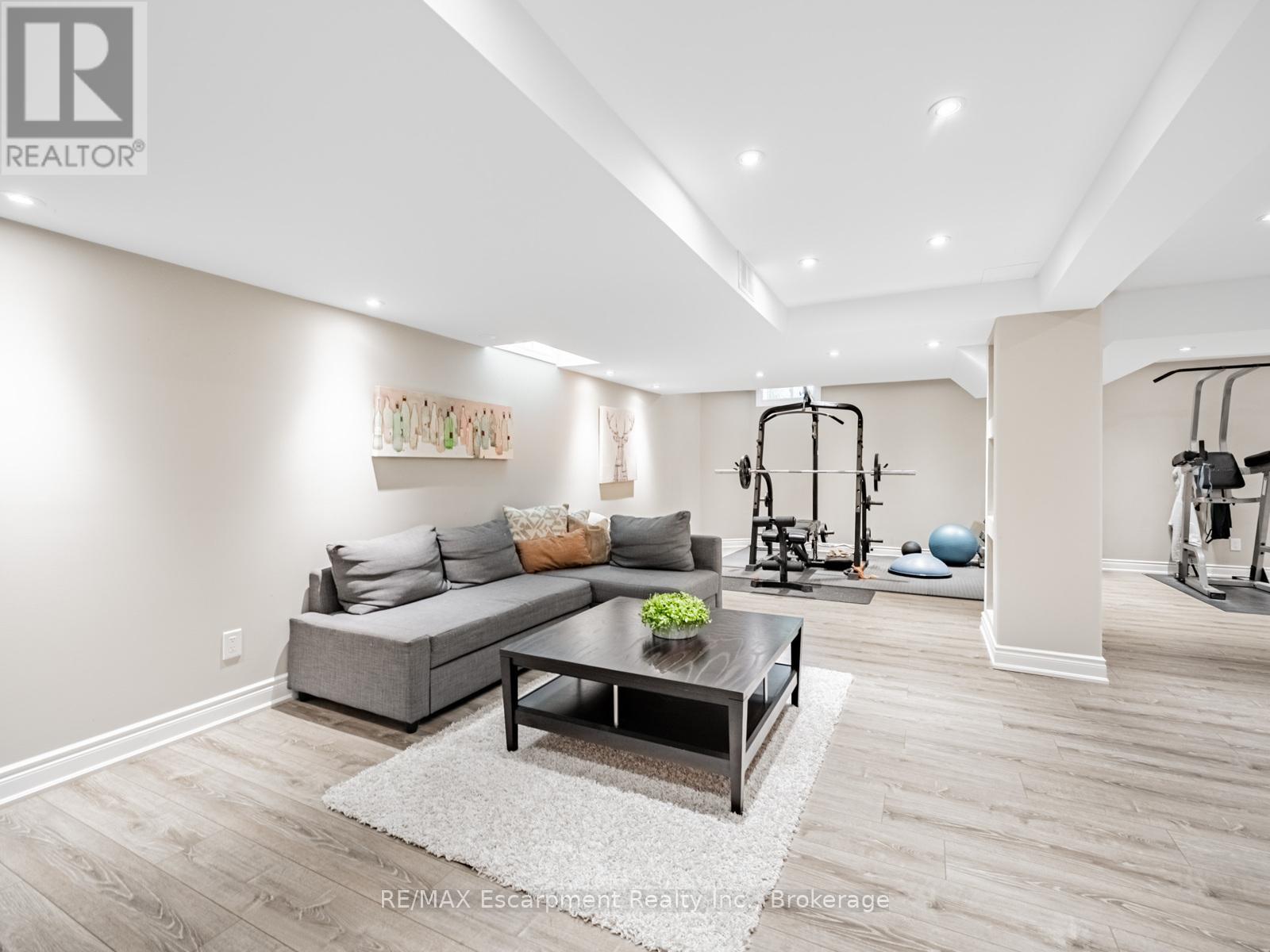 130 Innville Crescent, Oakville, Ontario  L6L 0B8 - Photo 31 - W12433221