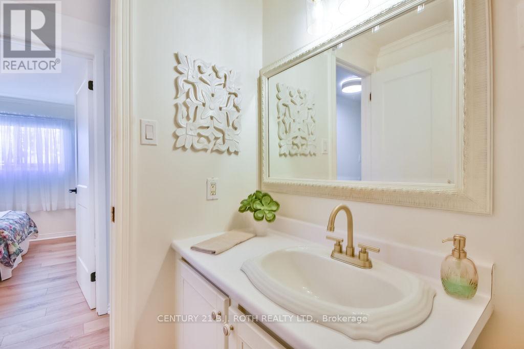 32 Lonsdale Place, Barrie, Ontario  L4M 4J1 - Photo 20 - S12431850