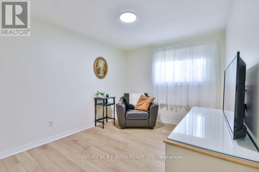 32 Lonsdale Place, Barrie, Ontario  L4M 4J1 - Photo 18 - S12431850