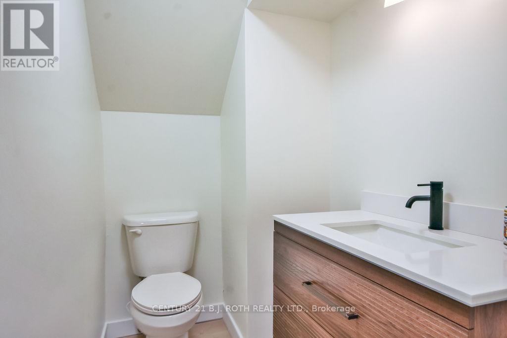32 Lonsdale Place, Barrie, Ontario  L4M 4J1 - Photo 24 - S12431850