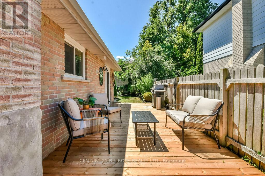 32 Lonsdale Place, Barrie, Ontario  L4M 4J1 - Photo 32 - S12431850