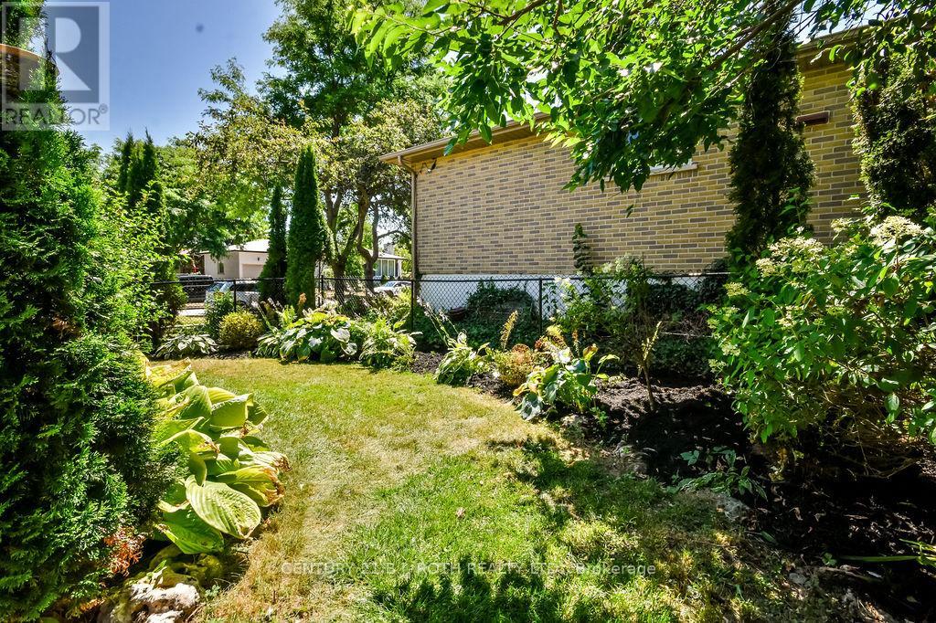 32 Lonsdale Place, Barrie, Ontario  L4M 4J1 - Photo 35 - S12431850