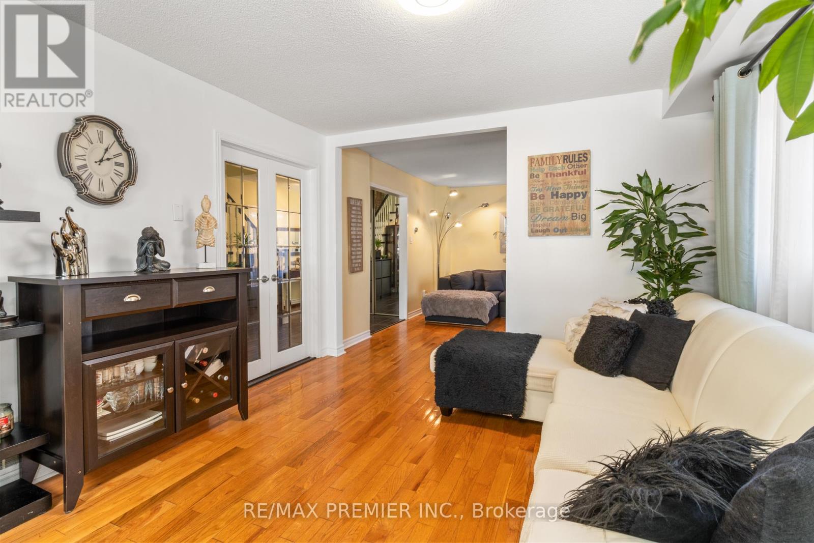 26 Ecclestone Drive, Brampton, Ontario  L6X 3N7 - Photo 10 - W12433189
