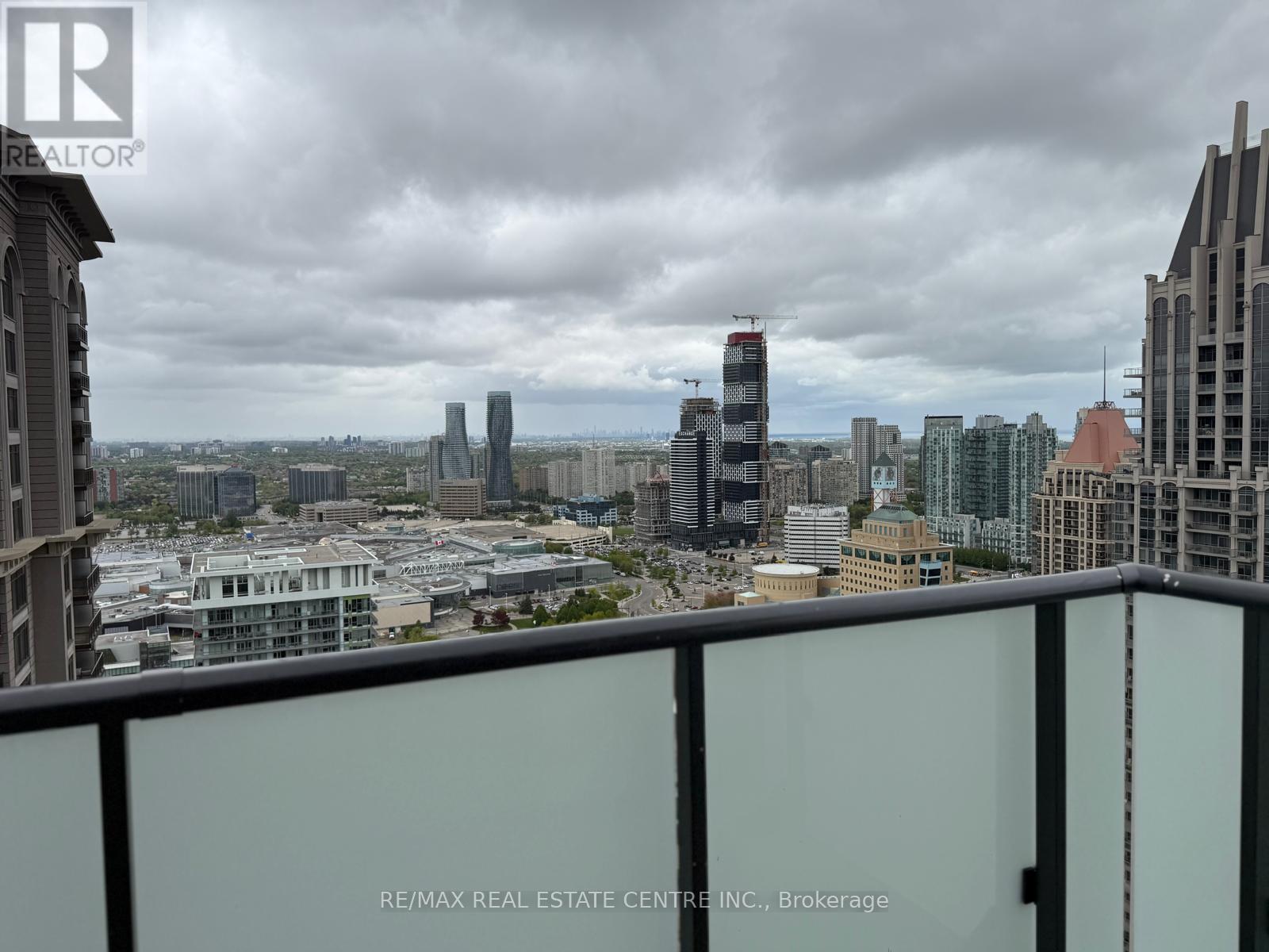 3303 - 430 Square One Drive, Mississauga, Ontario  L5B 0L6 - Photo 23 - W12433201