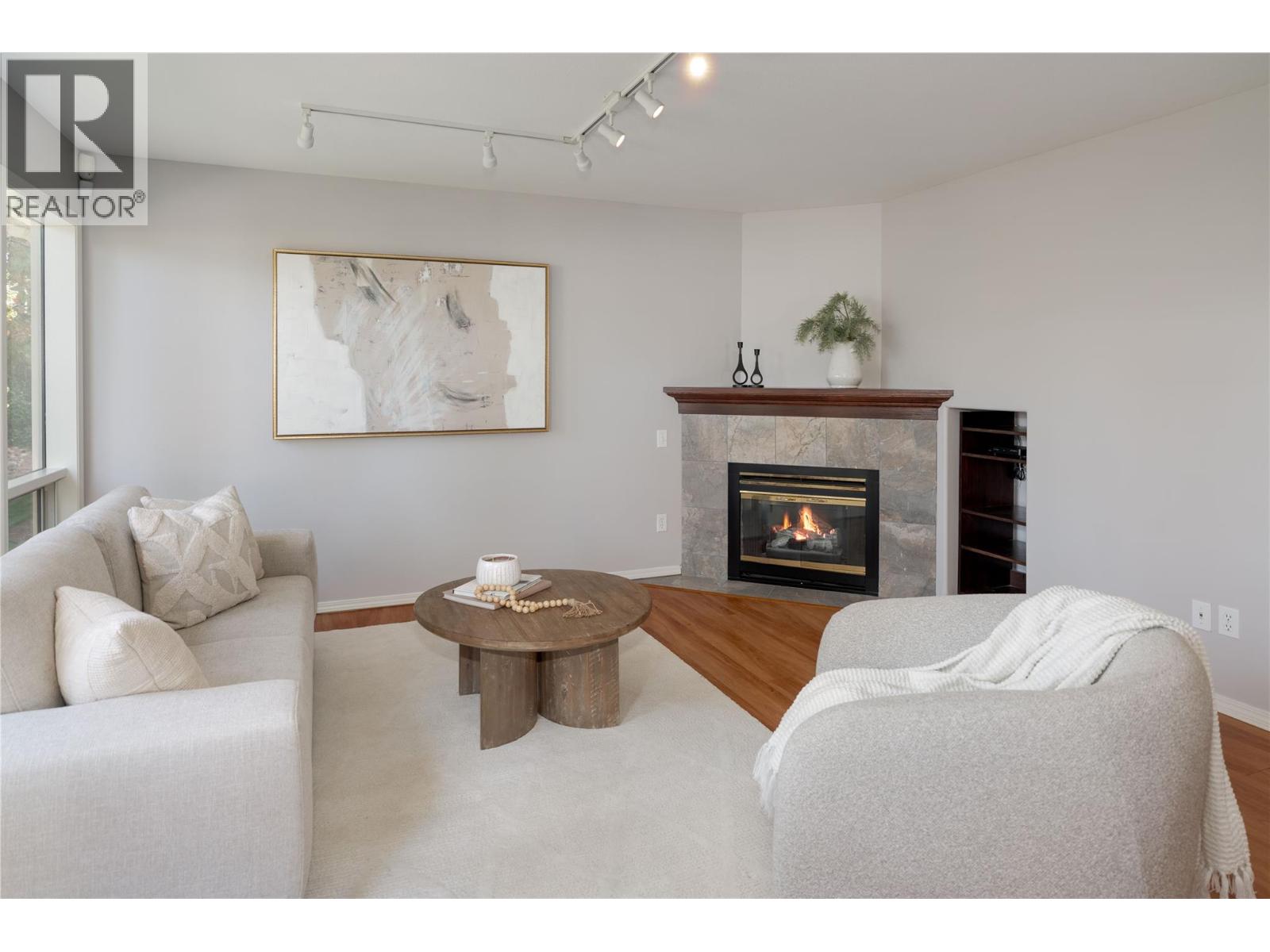 980 Dilworth Drive Unit# 16, Kelowna, British Columbia  V1V 1S6 - Photo 3 - 10364195