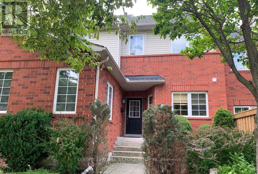4 - 100 Beddoe Drive, Hamilton, Ontario  L8P 4Z2 - Photo 1 - X12433185
