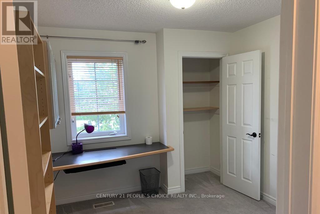 4 - 100 Beddoe Drive, Hamilton, Ontario  L8P 4Z2 - Photo 6 - X12433185