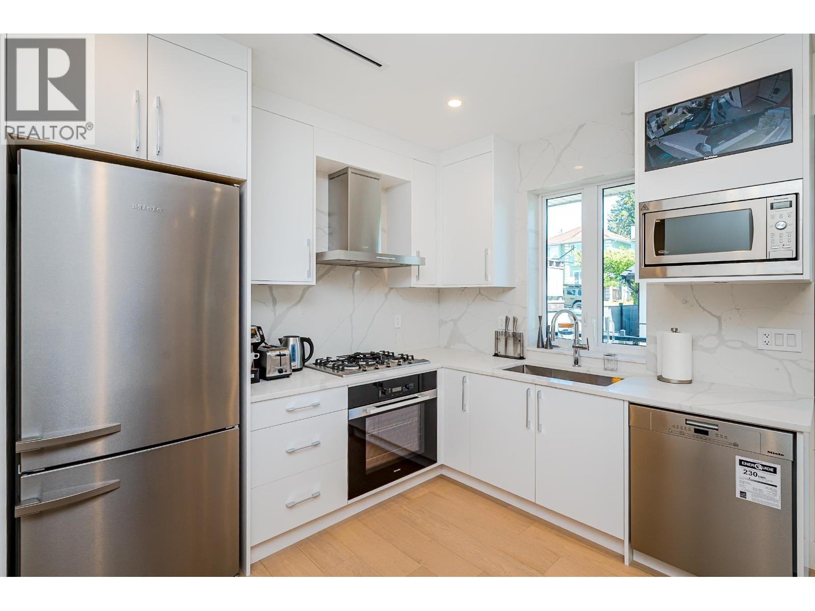 8182 Cartier Street, Vancouver, British Columbia  V6P 4T5 - Photo 9 - R3053083