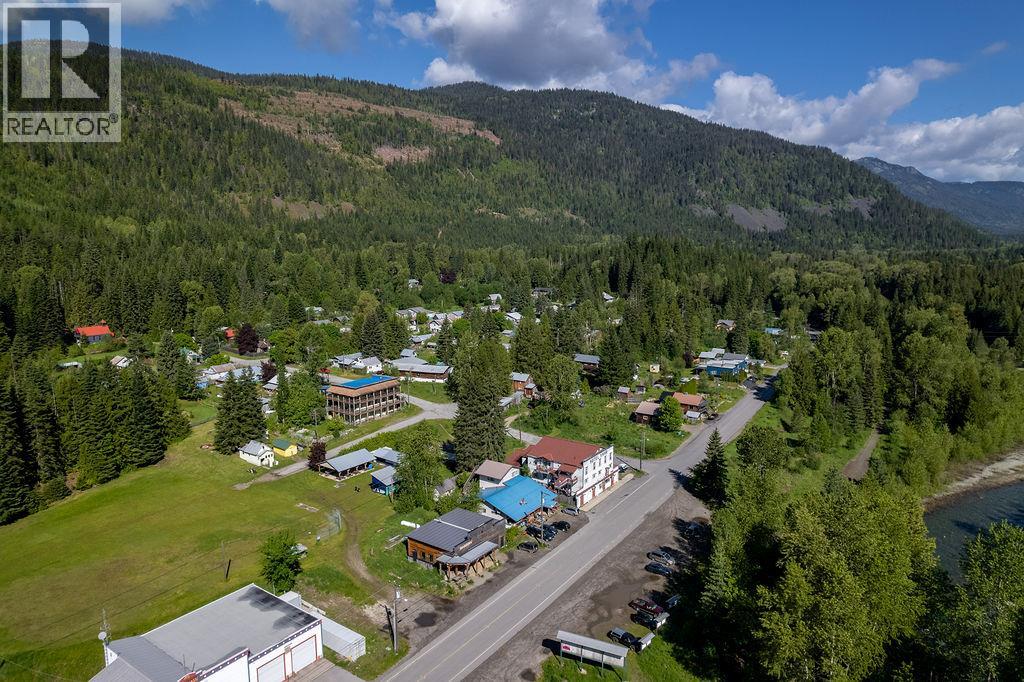 7114 1st Avenue, Ymir, British Columbia  V0G 2K0 - Photo 21 - 10364389