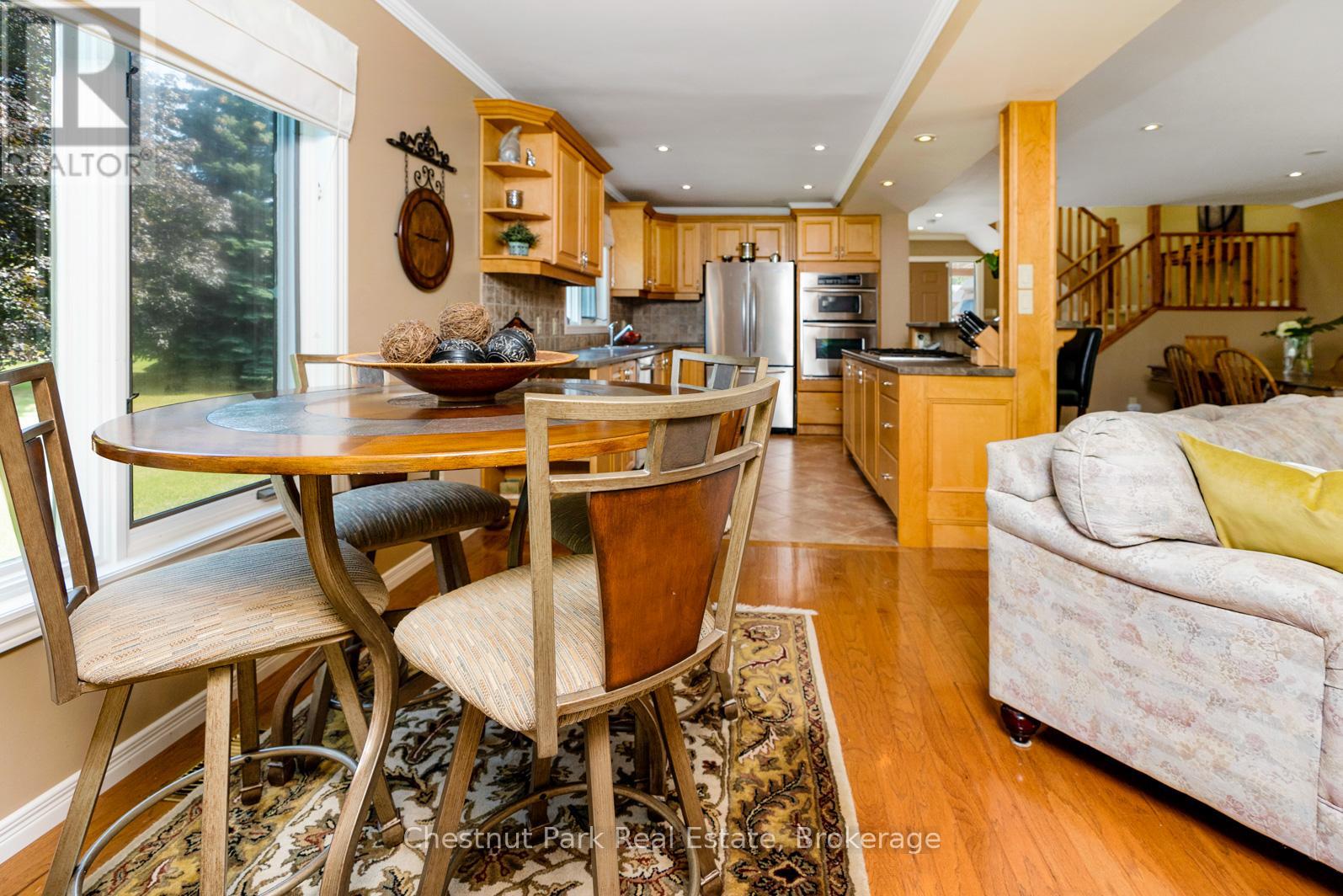 110 Laurie's Court, Blue Mountains, Ontario  L9Y 0L4 - Photo 19 - X12433085