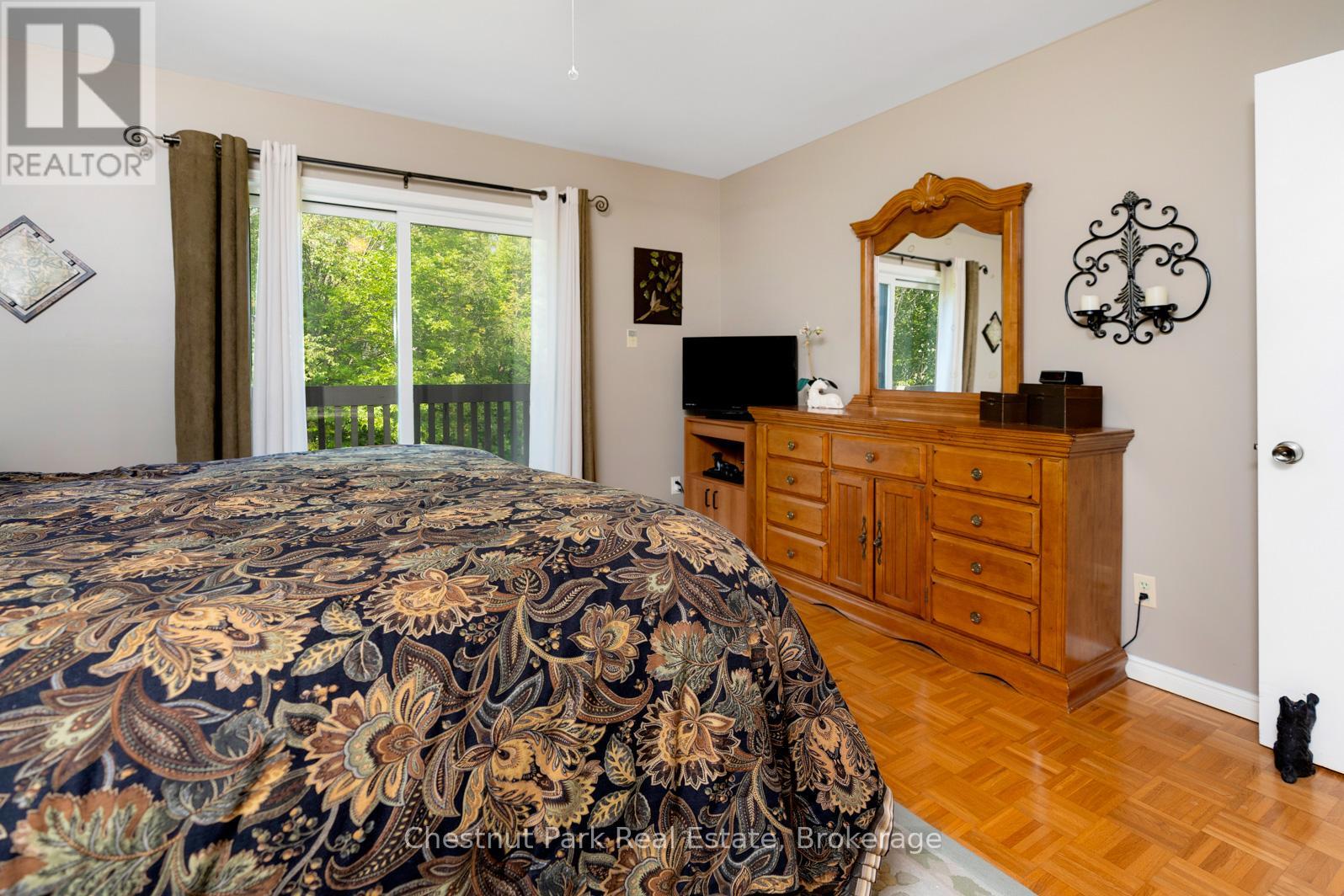 110 Laurie's Court, Blue Mountains, Ontario  L9Y 0L4 - Photo 33 - X12433085