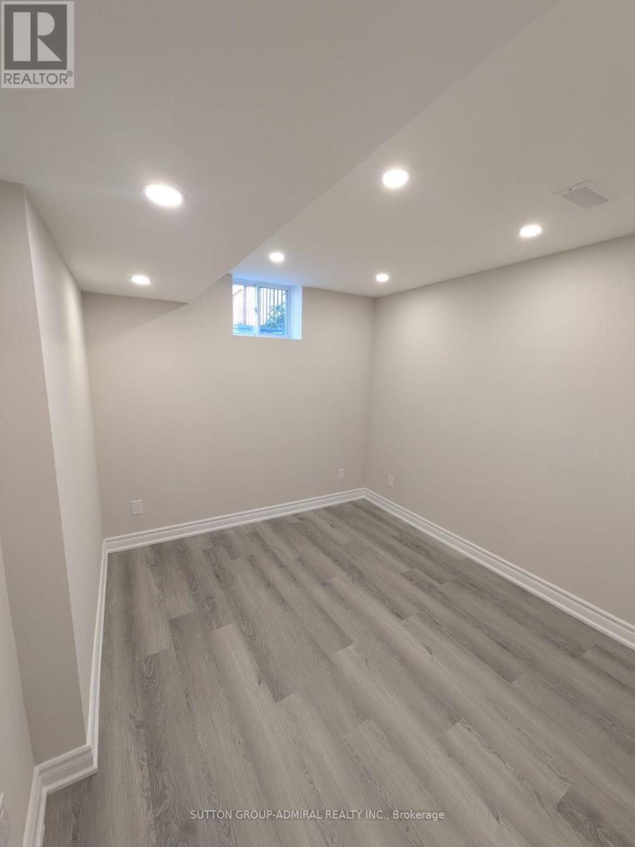 Lorem Ipsum Dolor Si, East Gwillimbury, Ontario  L9N  - Photo 11 - DEMO28871355