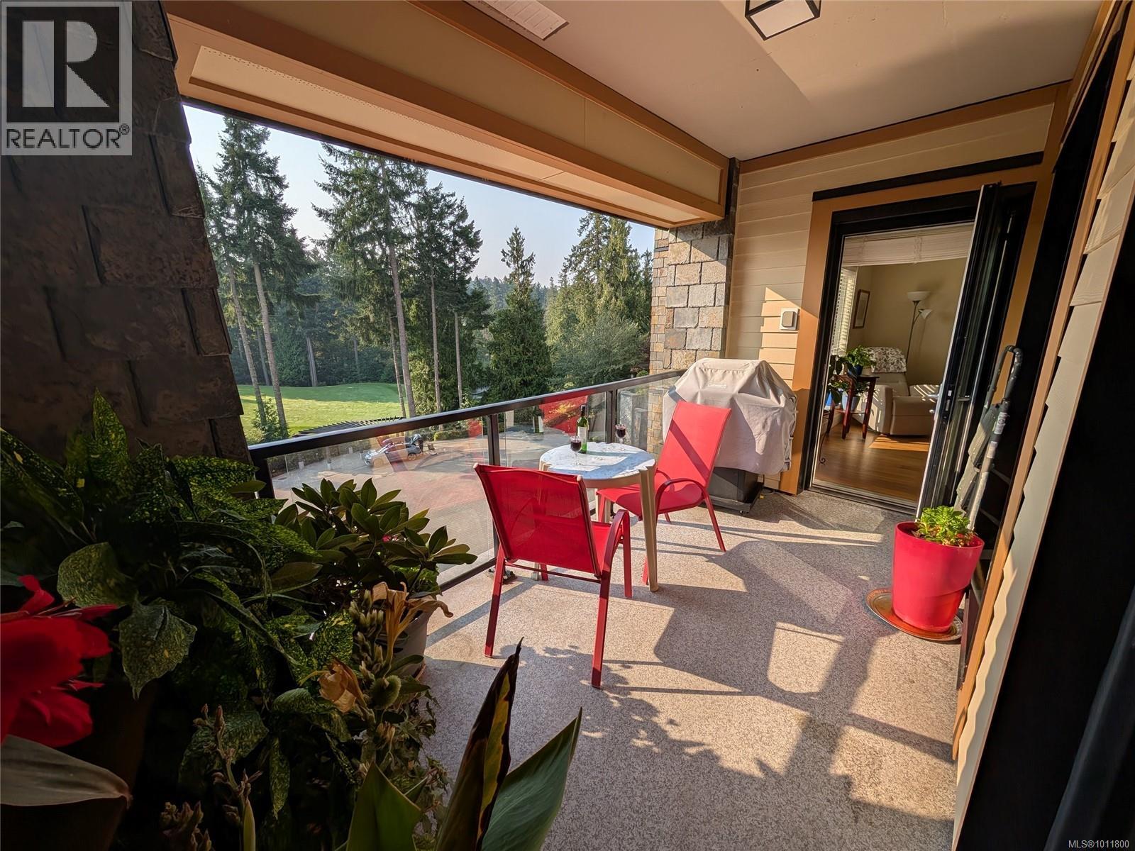 310 1400 Lynburne Pl, Langford, British Columbia
