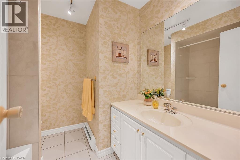 1560 Kerns Road Unit# 7, Burlington, Ontario  L7P 3A7 - Photo 25 - 40770778