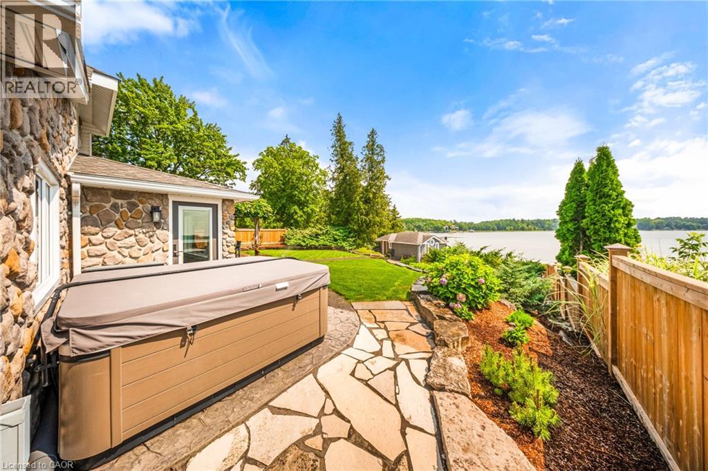 9 Lake Avenue E, Puslinch, Ontario  N3C 2V4 - Photo 26 - 40764369