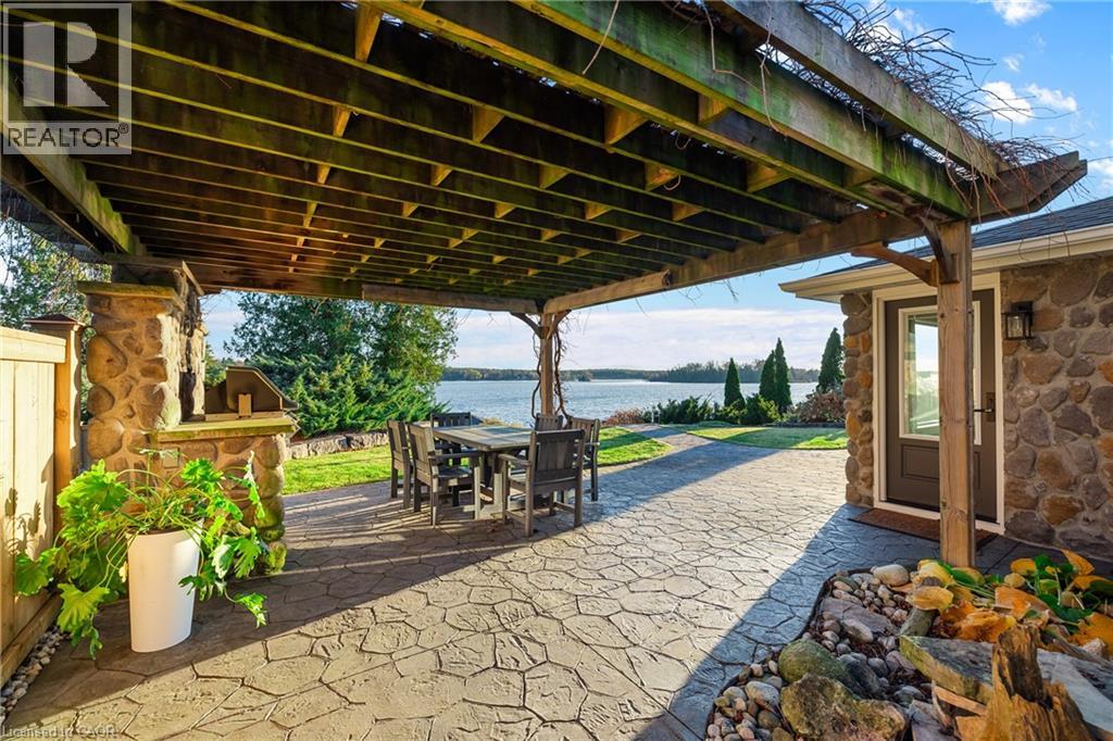 9 Lake Avenue E, Puslinch, Ontario  N3C 2V4 - Photo 34 - 40764369