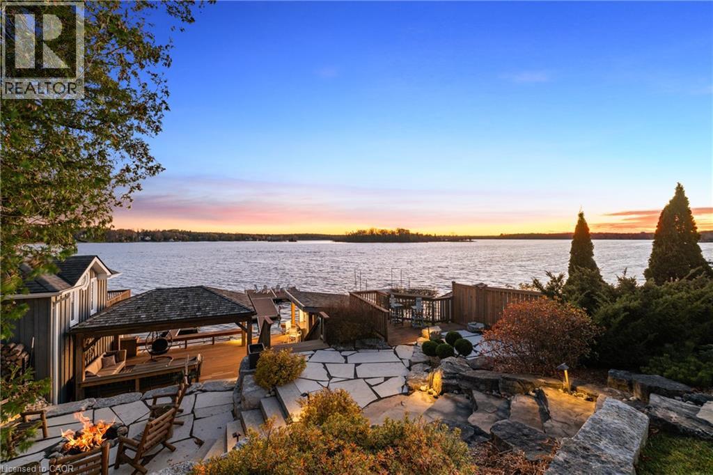 9 Lake Avenue E, Puslinch, Ontario  N3C 2V4 - Photo 41 - 40764369