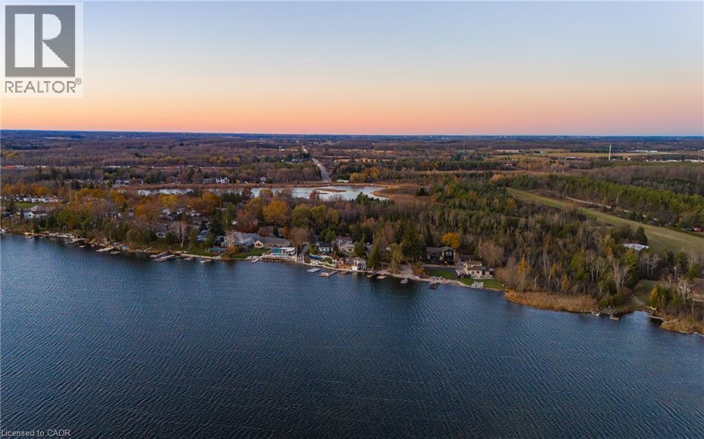 9 Lake Avenue E, Puslinch, Ontario  N3C 2V4 - Photo 44 - 40764369