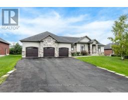 25 MENNILL DRIVE, Springwater, Ontario