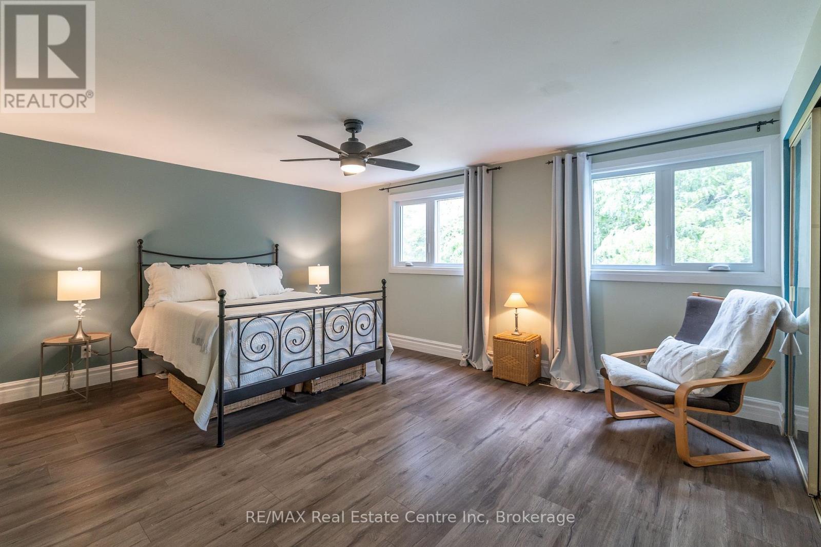 34 Woodridge Drive, Guelph, Ontario  N1H 7E2 - Photo 31 - X12433262