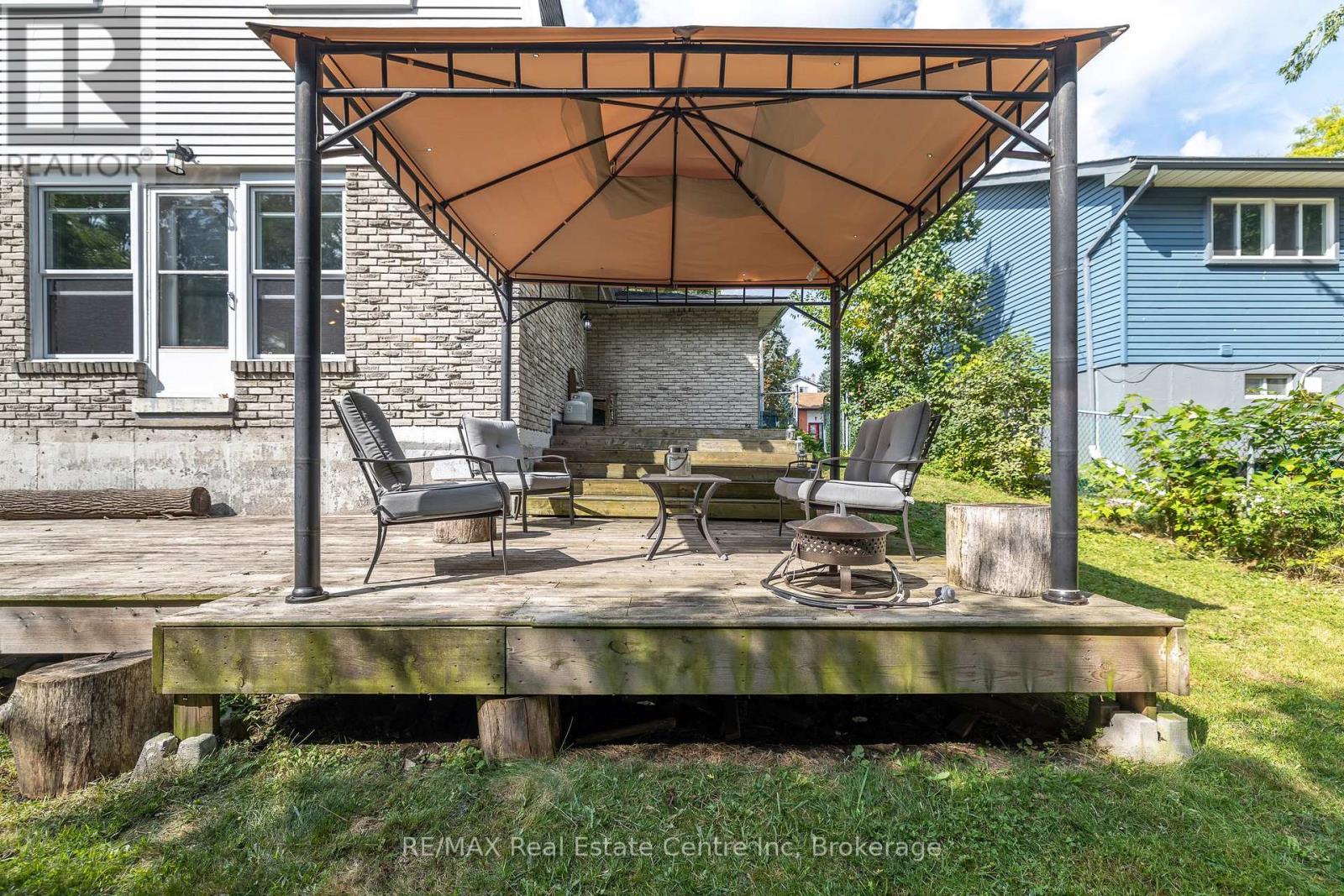 34 Woodridge Drive, Guelph, Ontario  N1H 7E2 - Photo 43 - X12433262