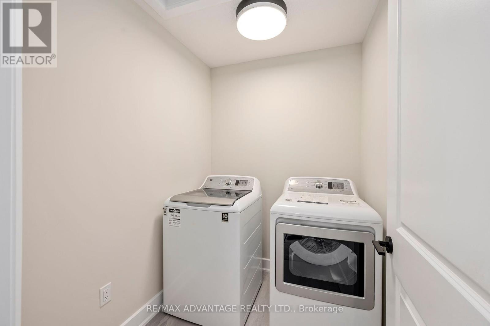 603 Regent Street, Strathroy-Caradoc, Ontario  N0L 1W0 - Photo 15 - X12433277