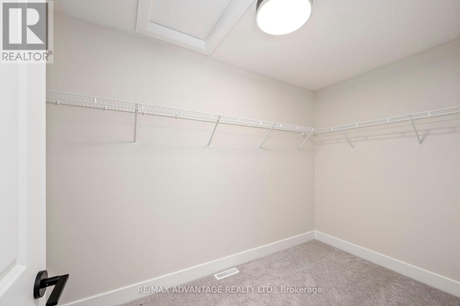 603 Regent Street, Strathroy-Caradoc, Ontario  N0L 1W0 - Photo 22 - X12433277