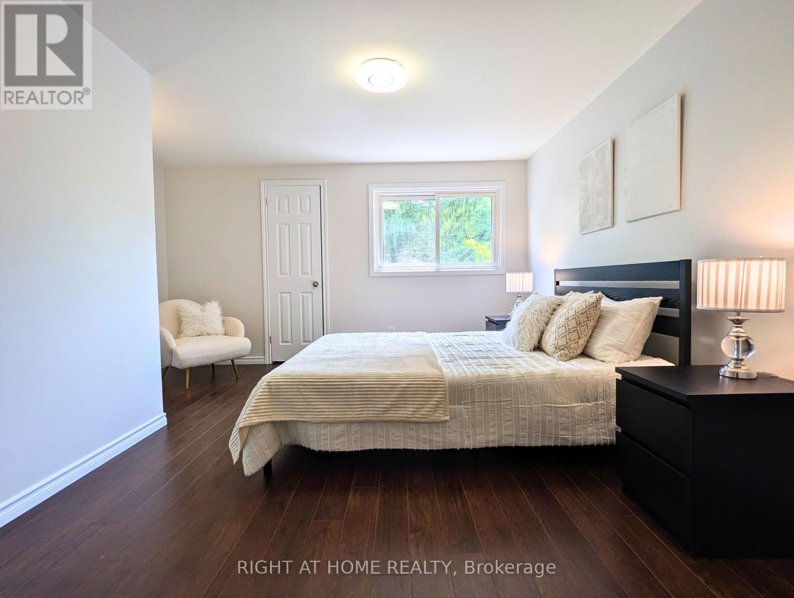 2599 Inlake Court, Mississauga, Ontario  L5N 2M9 - Photo 14 - W12433244