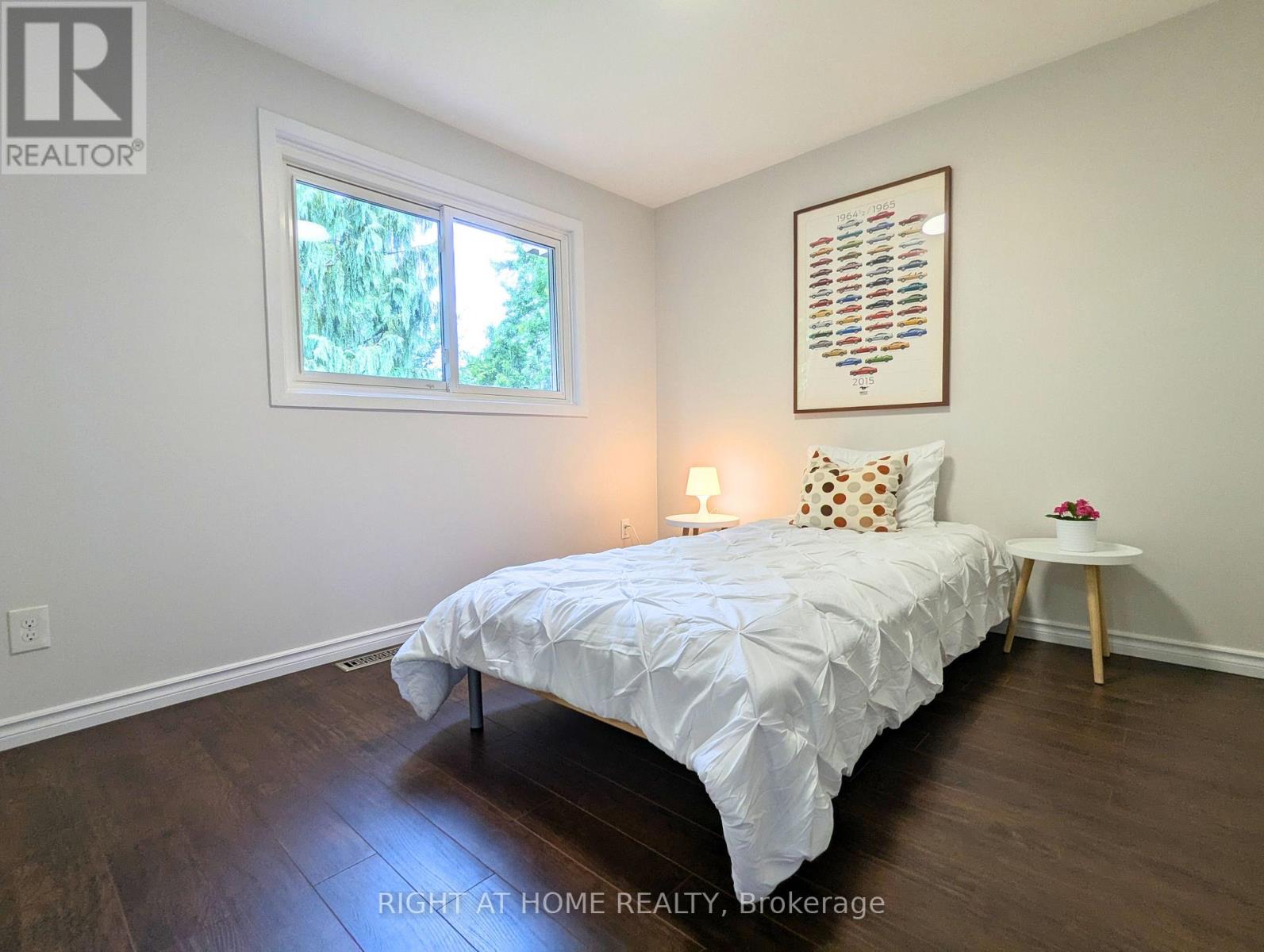 2599 Inlake Court, Mississauga, Ontario  L5N 2M9 - Photo 17 - W12433244