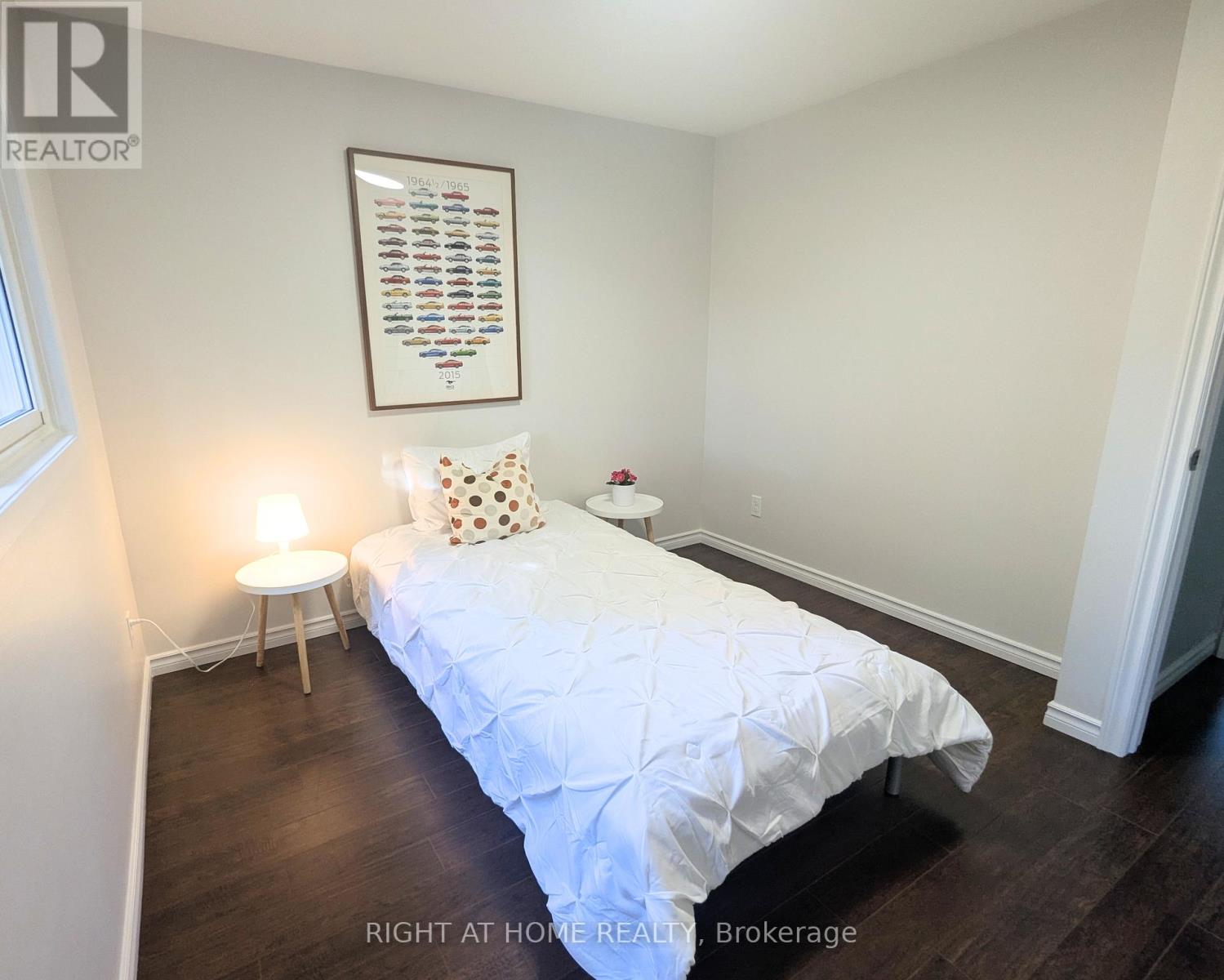 2599 Inlake Court, Mississauga, Ontario  L5N 2M9 - Photo 18 - W12433244