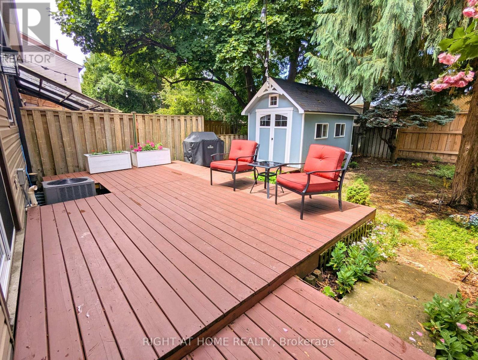 2599 Inlake Court, Mississauga, Ontario  L5N 2M9 - Photo 28 - W12433244