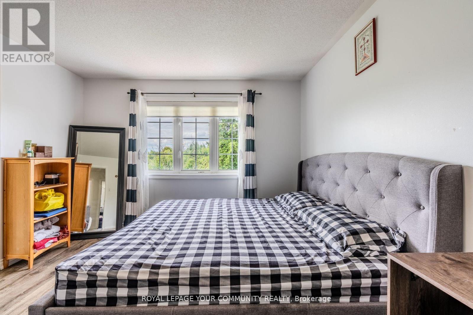 22 Panama Place, Brampton, Ontario  L6P 2G6 - Photo 17 - W12433259