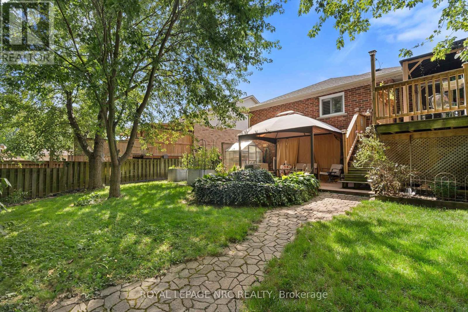 52 Thorold Avenue, Thorold (Port Robinson), Ontario  L0S 1K0 - Photo 32 - X12433267