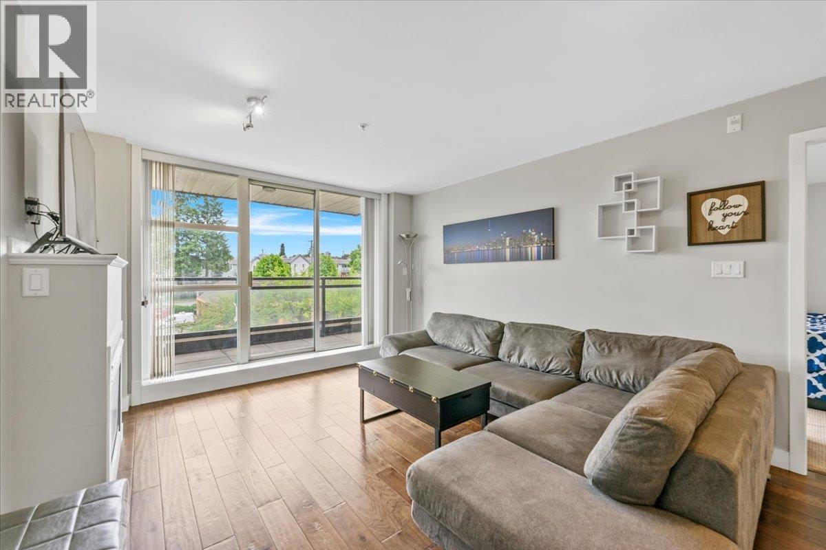 409 3255 Smith Avenue, Burnaby, British Columbia  V5G 0B5 - Photo 2 - R3053364