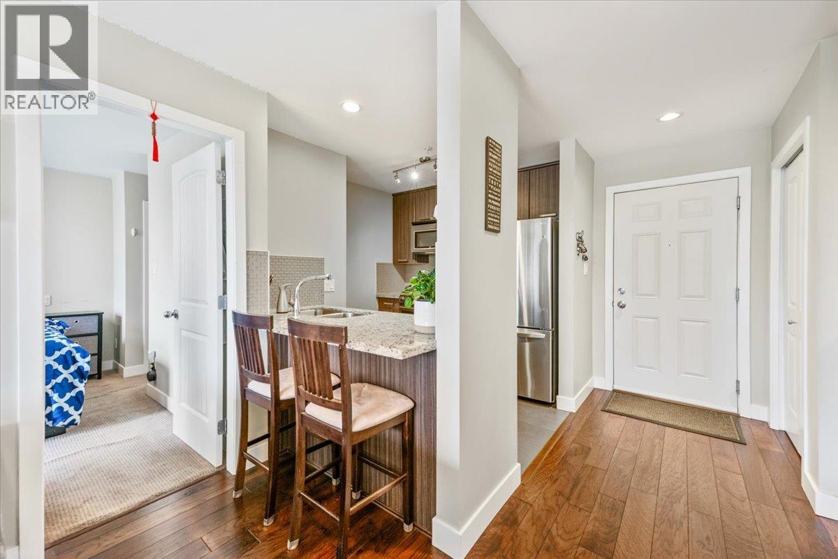 409 3255 Smith Avenue, Burnaby, British Columbia  V5G 0B5 - Photo 6 - R3053364