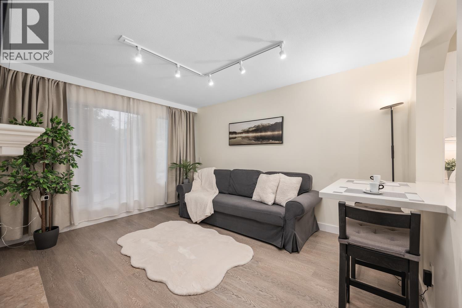 114 3770 Manor Street, Burnaby, British Columbia  V5G 4T5 - Photo 5 - R3053366