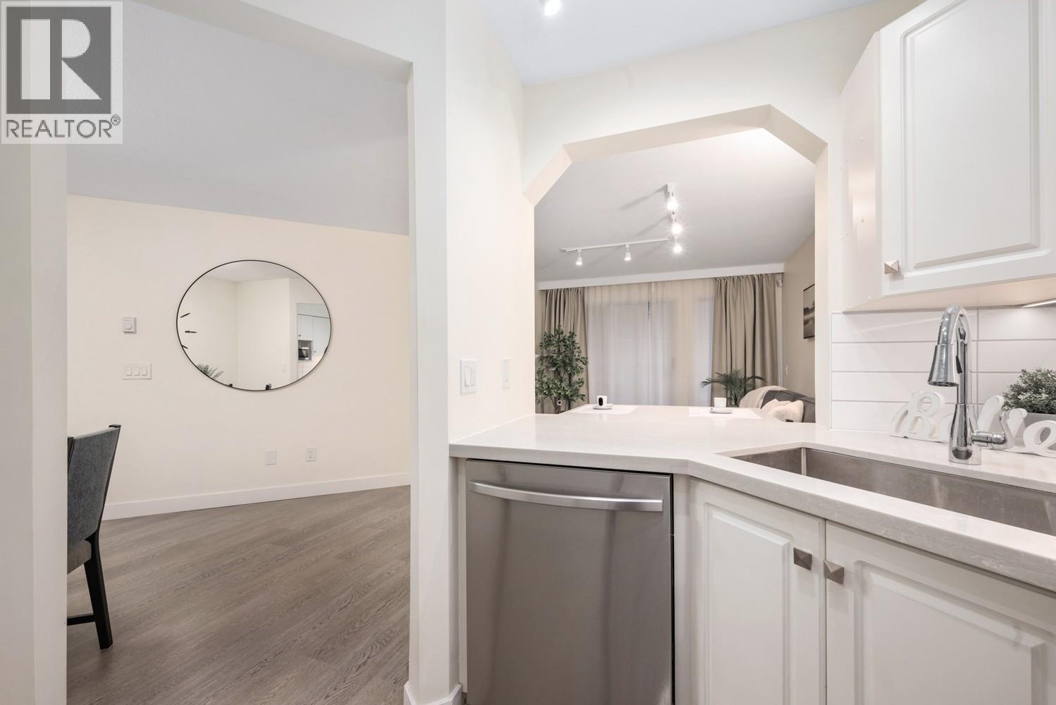 114 3770 Manor Street, Burnaby, British Columbia  V5G 4T5 - Photo 9 - R3053366