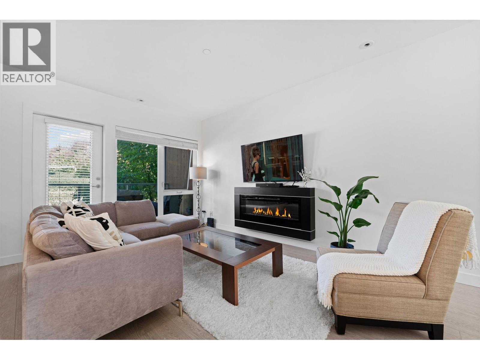16 3595 Salal Drive, North Vancouver, British Columbia  V7G 0A7 - Photo 8 - R3053383
