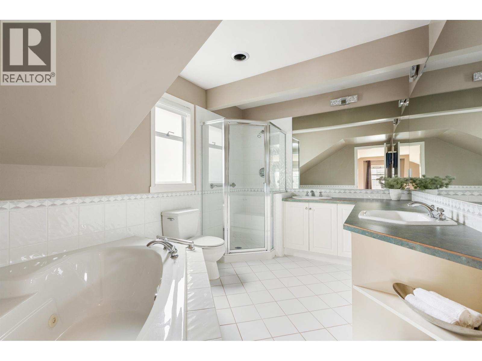 5395 Opal Place, Richmond, British Columbia  V7C 5B4 - Photo 18 - R3053374