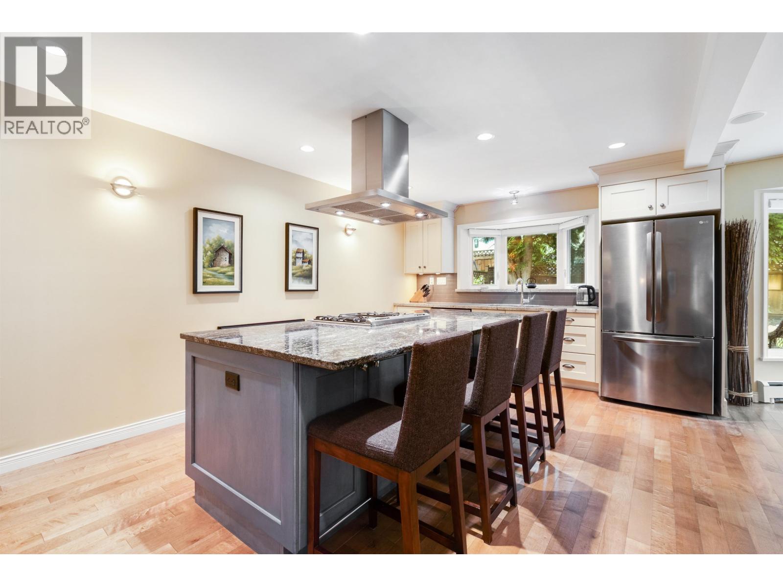 5395 Opal Place, Richmond, British Columbia  V7C 5B4 - Photo 6 - R3053374