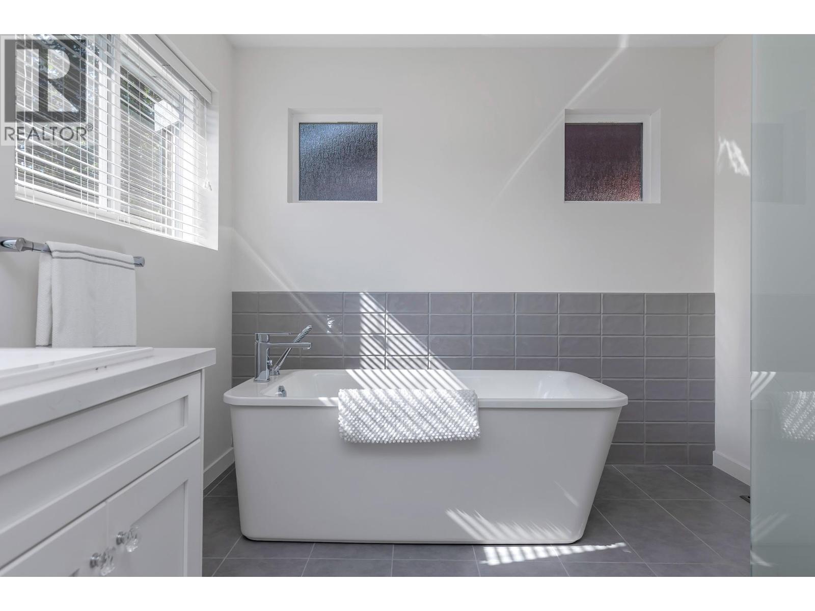 12933 240a Street, Maple Ridge, British Columbia  V4R 0G8 - Photo 15 - R3021806