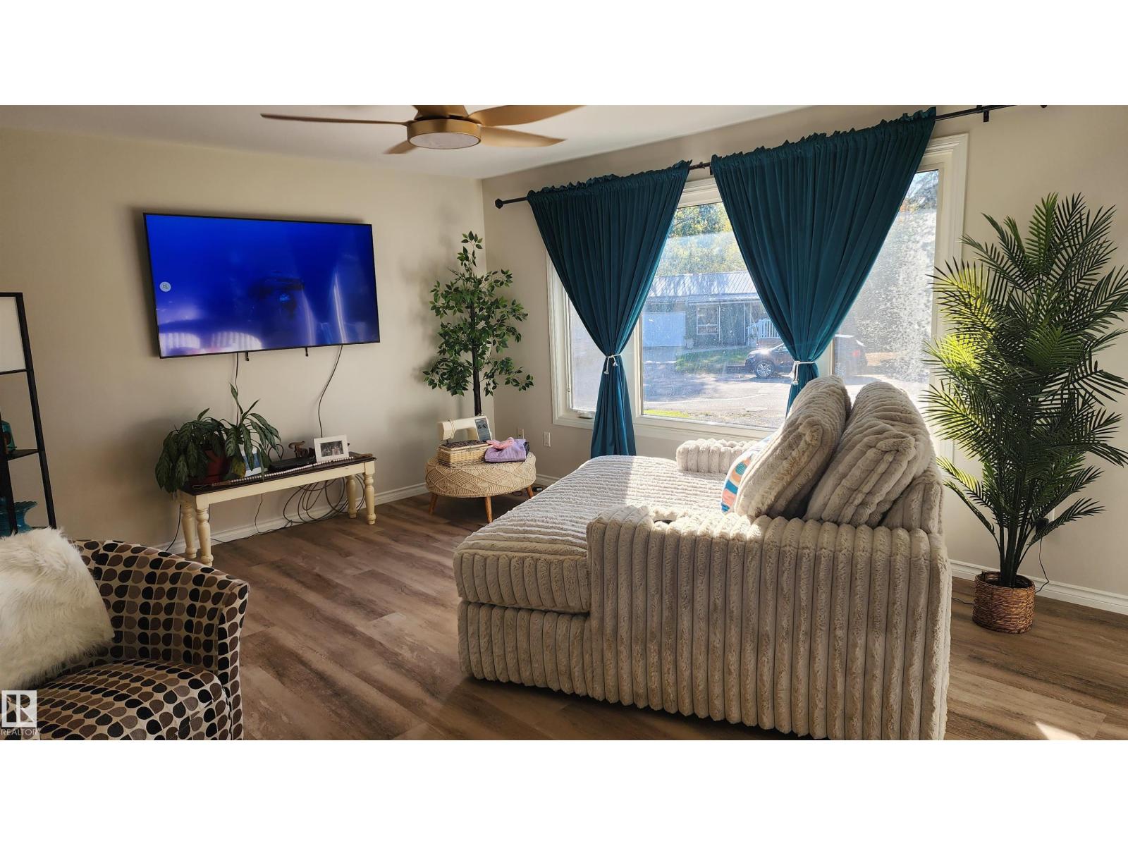 5406 Circle Dr, Elk Point, Alberta  T0A 1A0 - Photo 12 - E4460014