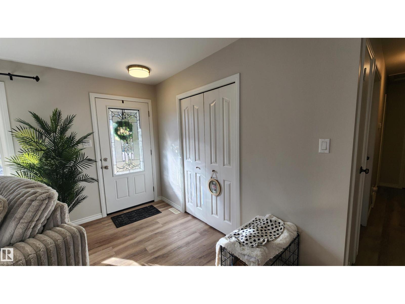 5406 Circle Dr, Elk Point, Alberta  T0A 1A0 - Photo 14 - E4460014