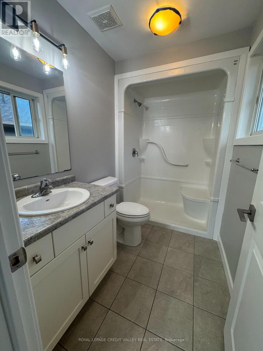 125 Denrich Avenue, Tillsonburg, Ontario  N4G 0H2 - Photo 9 - X12433235