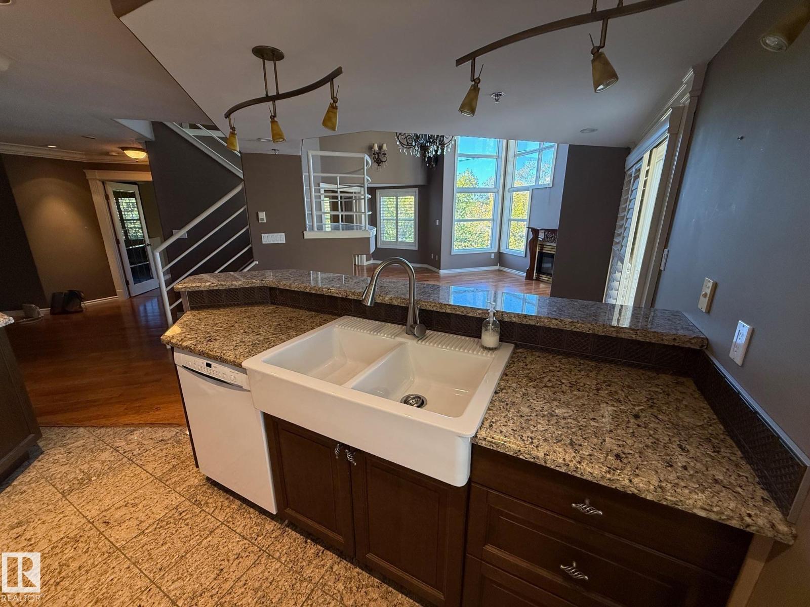 #404 12028 103 Av Nw, Edmonton, Alberta  T5K 2T9 - Photo 13 - E4460017