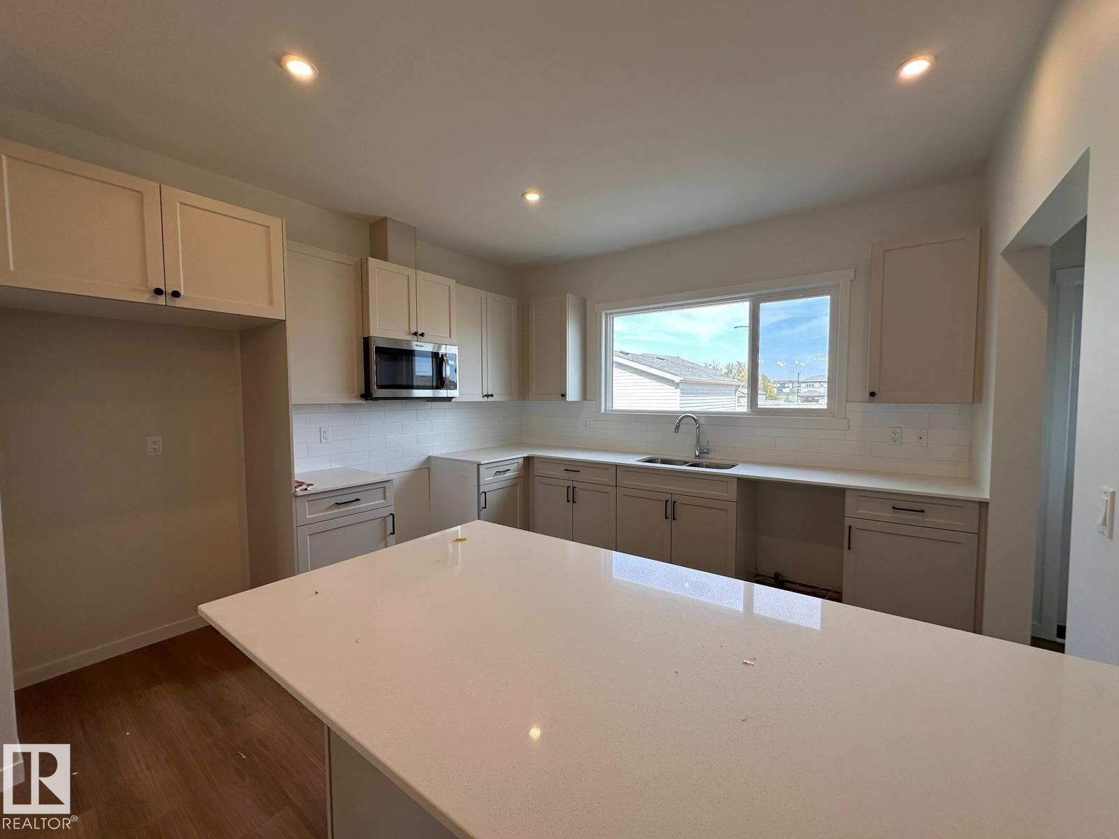 22612 88 Av Nw, Edmonton, Alberta  T5T 7W8 - Photo 4 - E4460016