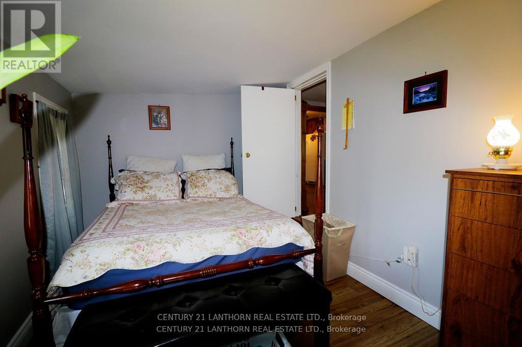 13 St Philip Street, Prince Edward County, Ontario  K0K 2P0 - Photo 16 - X12396872