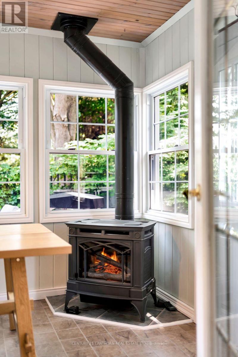 Lorem Ipsum Dol, Prince Edward County, Ontario  K0K  - Photo 15 - DEMO28855342