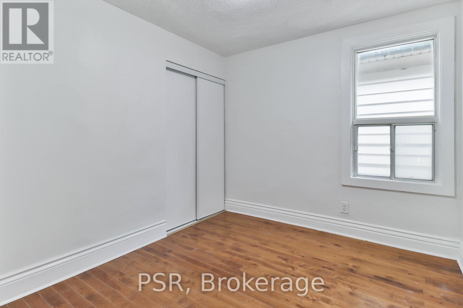 212 Coxwell Avenue, Toronto, Ontario  M4L 3B2 - Photo 21 - E12433269