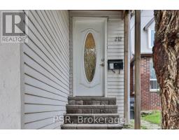 212 COXWELL AVENUE, Toronto, Ontario